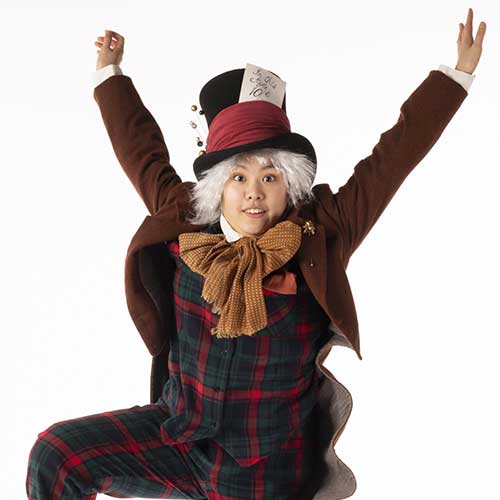 couvmusicals's tweet image. A little over a week until we go down the rabbit hole! EAST VAN PANTO: ALICE IN WONDERLAND starts Nov. 24! vancouvermusicals.com/events/event/e… @TheCultch @ThtrReplacement #VMTC