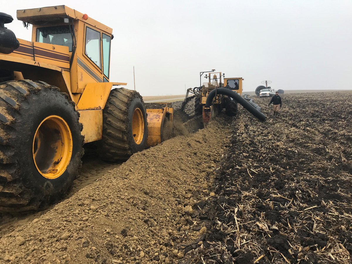 SPIPipe's tweet photo. Our pipe doesn't require couplers, doesn't crack when unrolling, and doesn't get brittle in cold temperatures which is why we are the best in flexibility. #rollwiththebest #springfieldplastics https://t.co/YNd3NeB7Vx