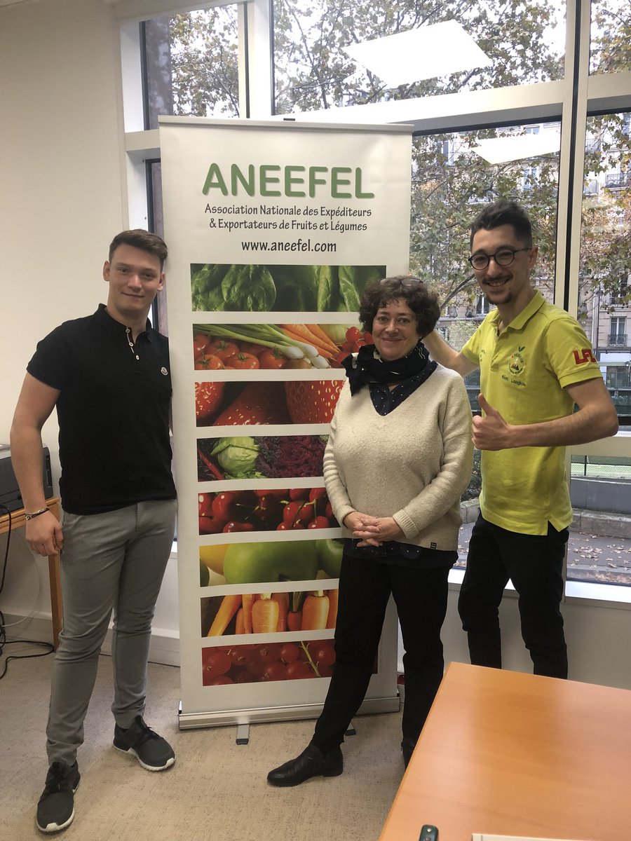 @aneefel en visite à la maison des fruits et légumes pour faire découvrir à @nicolascouapel notre fédération et la filière. <a href="/Interfel/">Interfel</a> <a href="/SaveursCommerce/">Saveurs Commerce</a> .

Une famille professionnelle qui donne de sa personne pour la satisfaction de ses adhérents