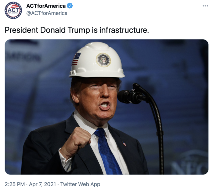 ShirlAAdams's tweet photo. @PressSec Bravo!🎊🇺🇸 #BidenDemocratsDeliver for #WeThePeople 

Where it Started for 4 years..Where it Ended in 10 months! #InfrastructureDay https://t.co/p6O98KZlR2