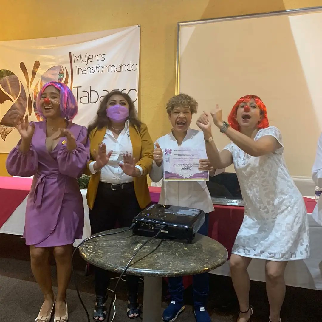 mujeres_q's tweet photo. 1er Congreso de Mujeres Transformando México Región Sureste #manosvioletalibredeviolencia https://t.co/zwH3SUBAF7