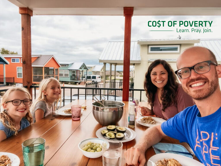 MennonitesUSA's tweet photo. As we approach the end of our #LearnPrayJoin Cost of Poverty campaign, read how Christina and Dustin Hite moved from central Illinois to Austin, Texas, to become missional neighbors: https://t.co/lvNt0Qhive
"This is a neighborhood built on love and compassion and God’s grace." https://t.co/MYaHlXx7hk