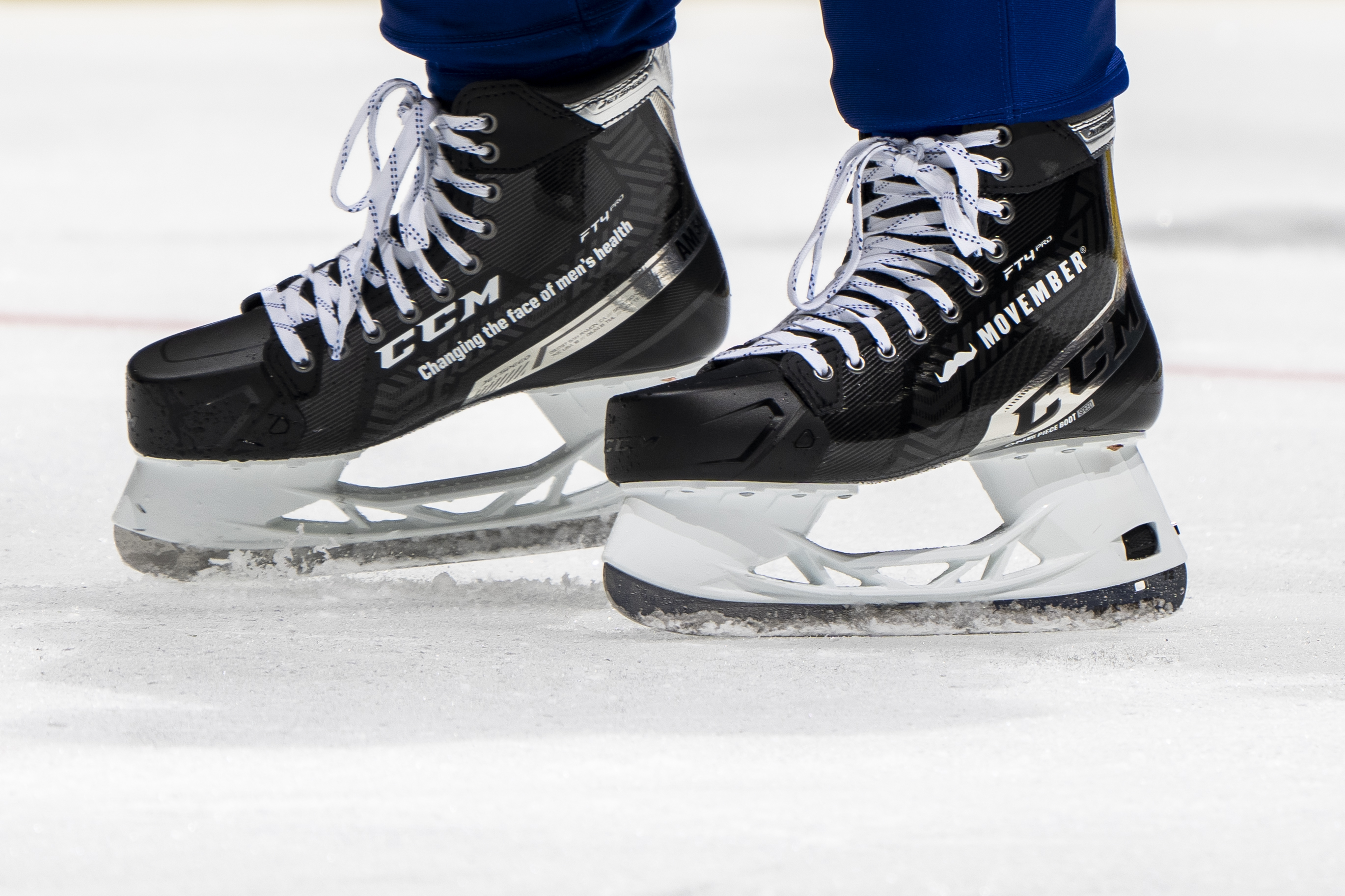 Maple Leafs' Matthews details his customized Christmas-themed skates