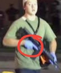 shaun_11_11's tweet photo. Gun Safety 101 https://t.co/zgx8uZMB1F