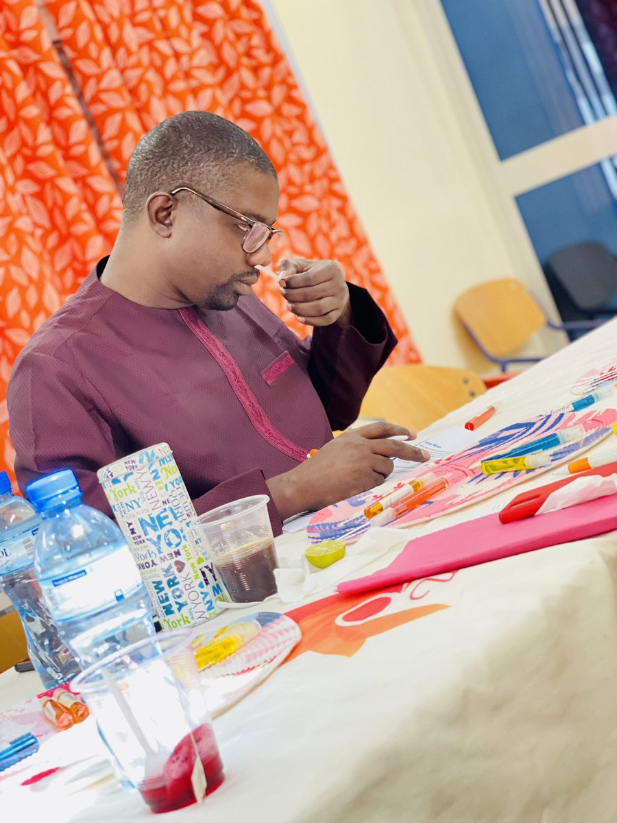 Séances de travail #RMaine en élaboration ♥️. Merci à tous ce qui on été parmi ses experts. Que dieu vous. Bénisse. @oummoan <a href="/oumou_kane/">OSKane🧡</a> <a href="/lourwana/">Lourwana Issaka</a> @Barbu_Zo <a href="/LariatouAllahi/">Léa ALLAHI</a> <a href="/UmmManal2/">Umm Manal</a> @KaderKaneye <a href="/ouffaDane/">Ouffadana Idder</a> @Impulseur227 <a href="/t0429n/">Tamimoudari Noma</a> <a href="/diallo_khadijah/">Khadijah Youssouf Diallo (but call me #The KYD#)</a>