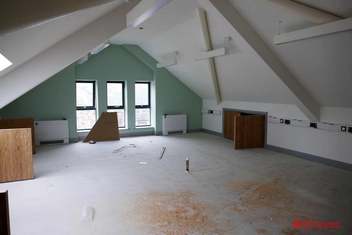 StTsHOTC's tweet photo. We've been a bit quiet recently, so thought it was time for a few more photos from Terry. Great to see @PiningtonLtd making progress with fixtures and fittings as well as the decoration work. https://t.co/bTgrMa6UuA