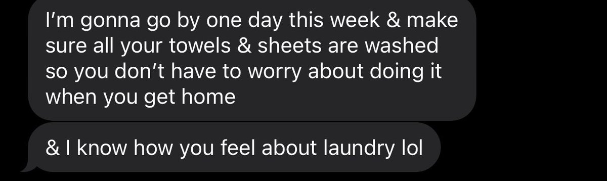 kmaness15's tweet photo. Get u a friend like this 🖤 https://t.co/DmU6fHfDeG