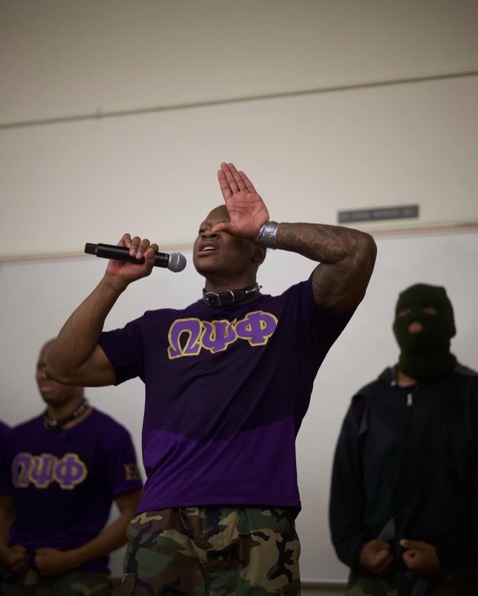 MizzouQues's tweet photo. Introducing DEUCE DAWG FA ‘21

Christian Ricketts
Junior
Accounting and Sport Management
Kansas City, MO
SparQ Plug
@chr1st1anr https://t.co/N4Fzfu1Njs