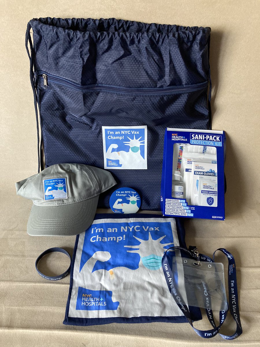 CS_Lyons's tweet photo. Look at this adorable gift bag @BellevueHosp gave me for getting my booster shot! https://t.co/Yw3FUDdyVp