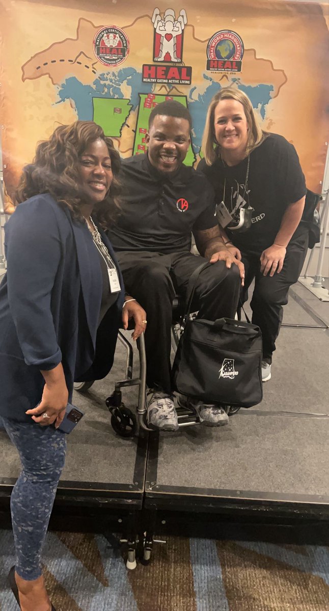 jillburt83's tweet photo. " We dont need it to be easy, we just need it to be possible! " Preach @InspiredbyTA !!! @coachitkt we on a mission to get him to @SelmaSchools asap! https://t.co/loxZg08Miq