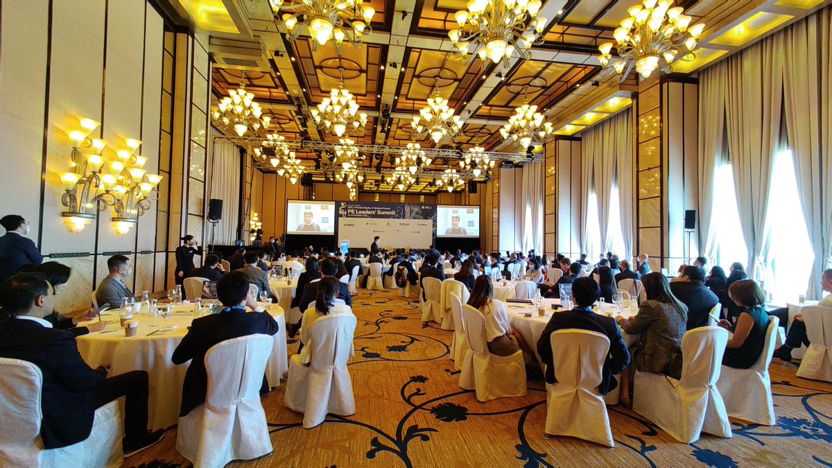 AVCJ's tweet photo. Good morning! We're pleased to kick off the AVCJ Forum (https://t.co/hvXS0cqgpa) today in Hong Kong and online welcoming over 1,500 delegates including 800 LPs from across the world. #AVCJForum #privateequity #fullhouse #hybridevents https://t.co/7gK4XLGE7S