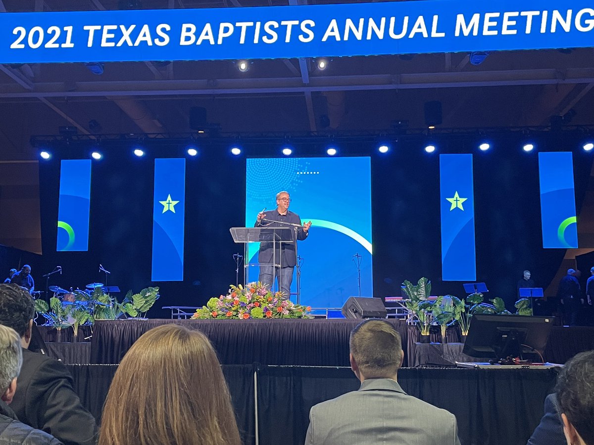 JohnLitzler's tweet photo. Fantastic sermon tonight from @edstetzer. Challenging, unabashedly honest, uplifting, and humorous delivering a word from God. “I’m not a prophet. I’m not the son of a prophet. In fact, I work for a non-profit.” https://t.co/4t0QtDkEOF