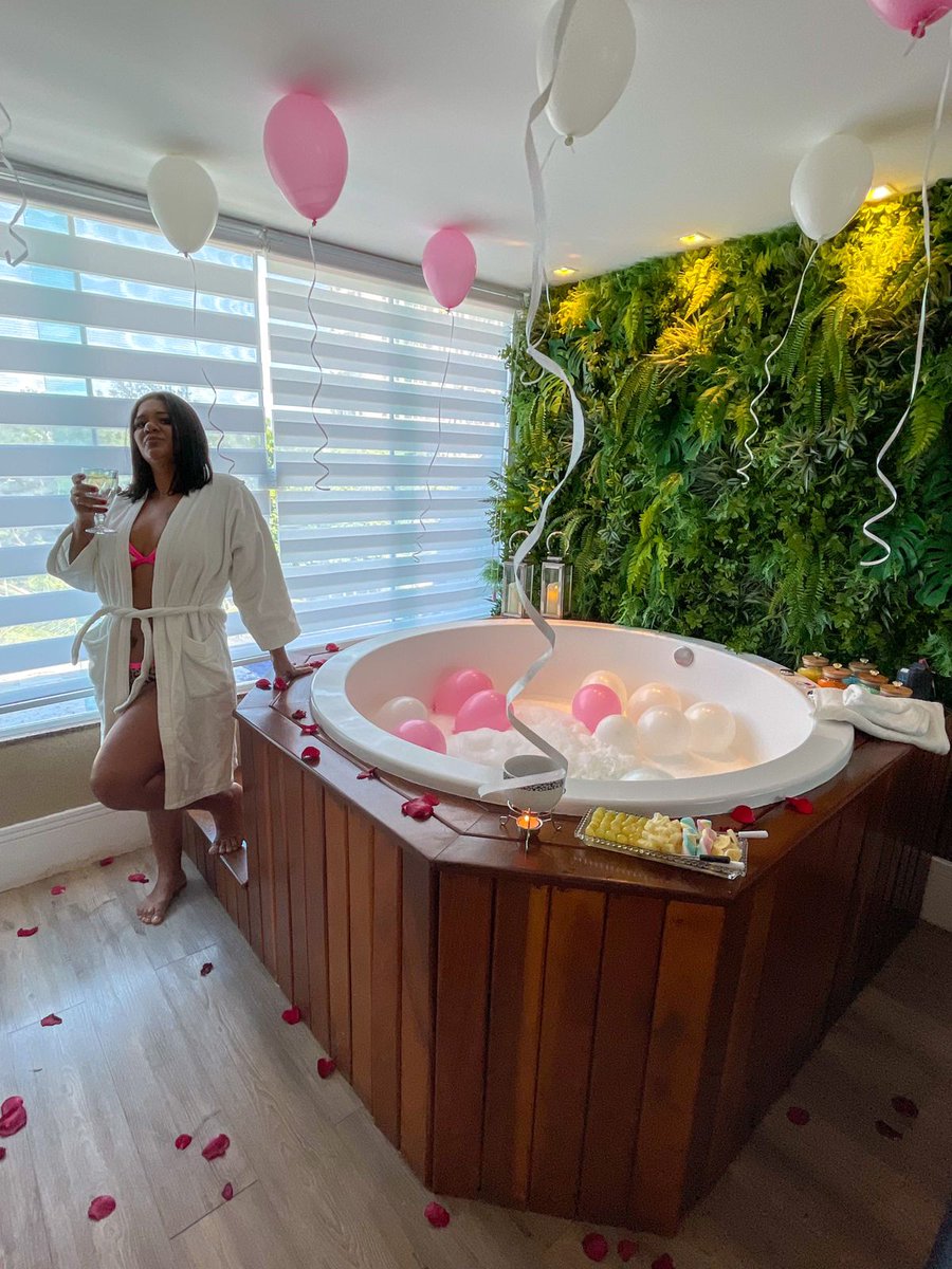 MonyqueIndia's tweet photo. Um dia de princesa🤗🥰 https://t.co/7SqpDDx1Le