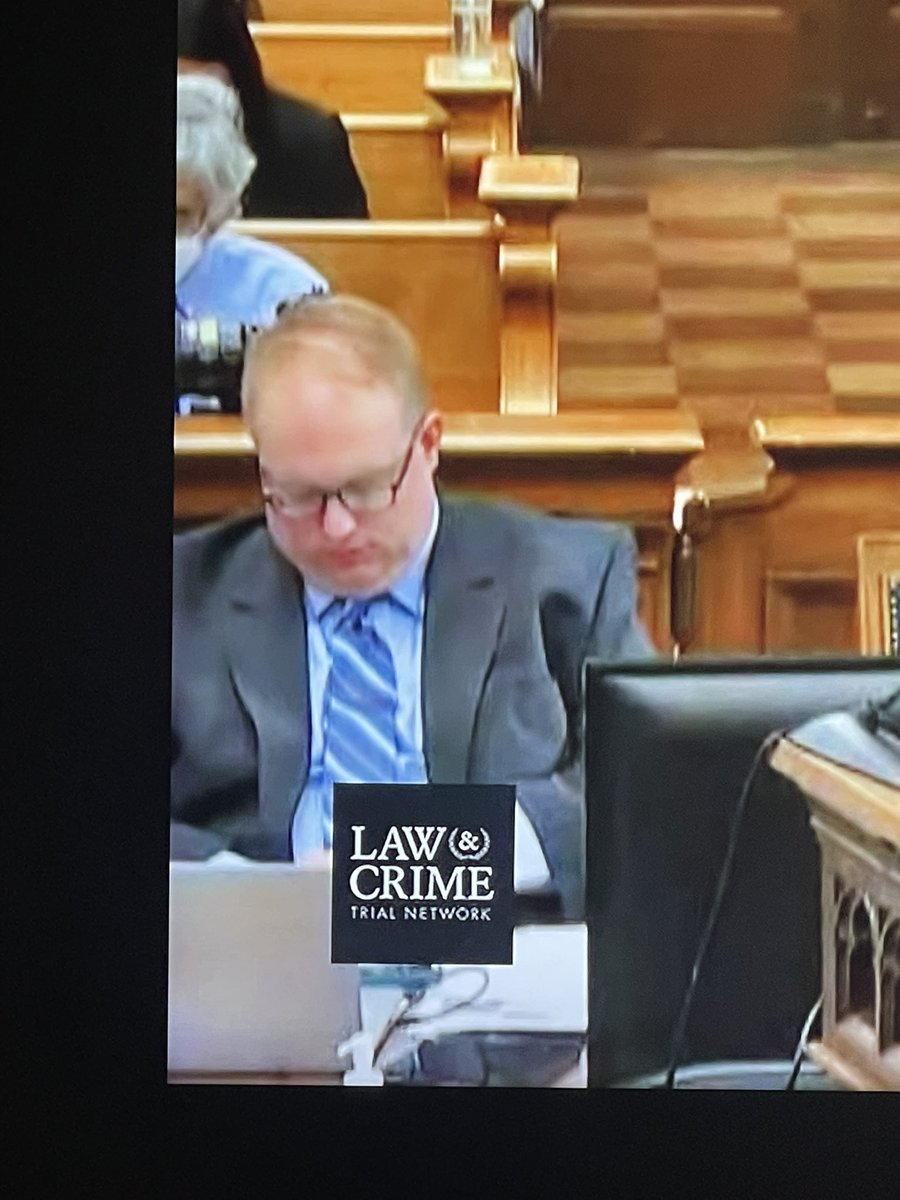 OnlineJovi's tweet photo. These idiot and dirty scumbag, know how to manipulate shit on false pretense. Sleeping fatty #FreeKyleRittennhouse #KyleRittenhouse #KyleRittenhouseTrial #KyleRittenhouseIsInnocent #dirtyda https://t.co/4KygHAZH0Y