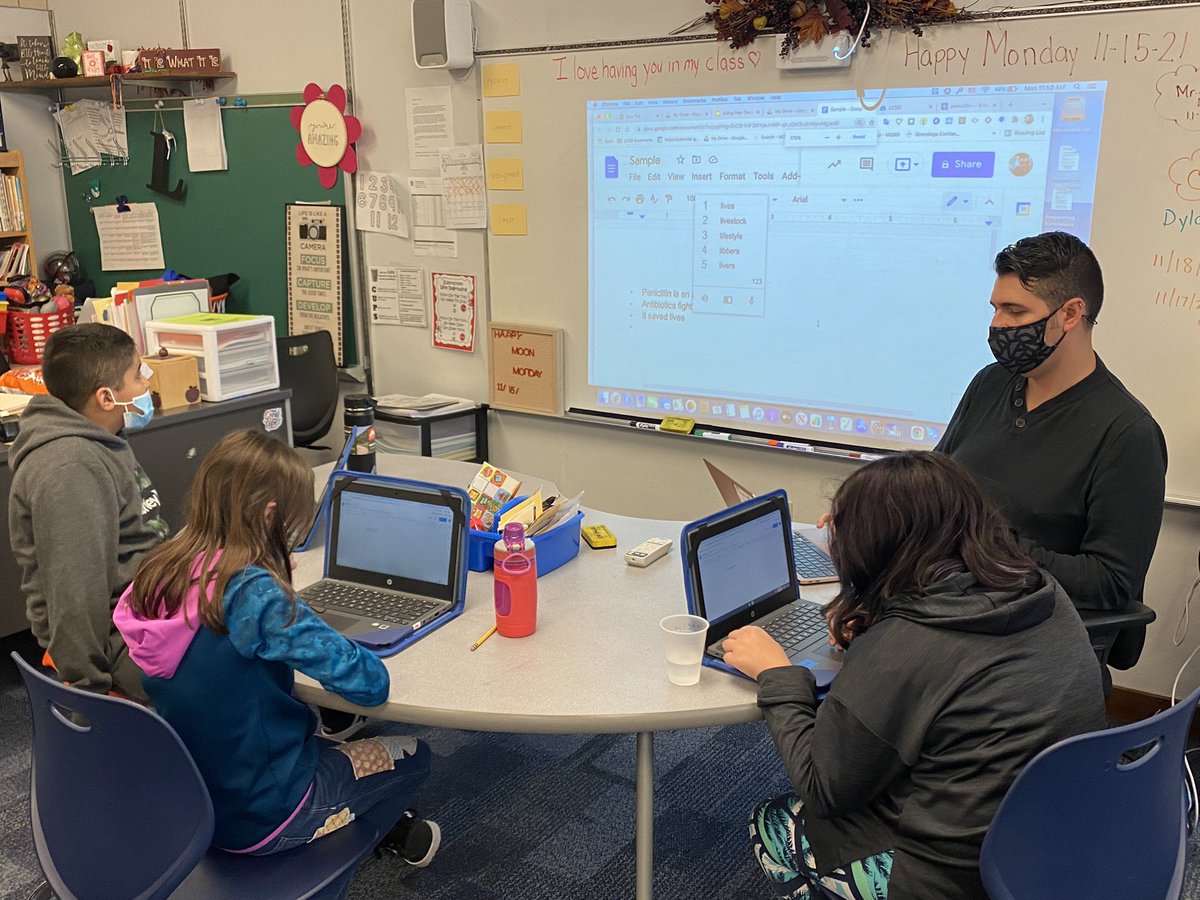 Thank you to Mr. Burgess for coming in and working in the Resource room today. Note taking is so much easier with what you taught us. #@LCSDtechcoach 
#teamMRE 
#co-writer
#learningisfun