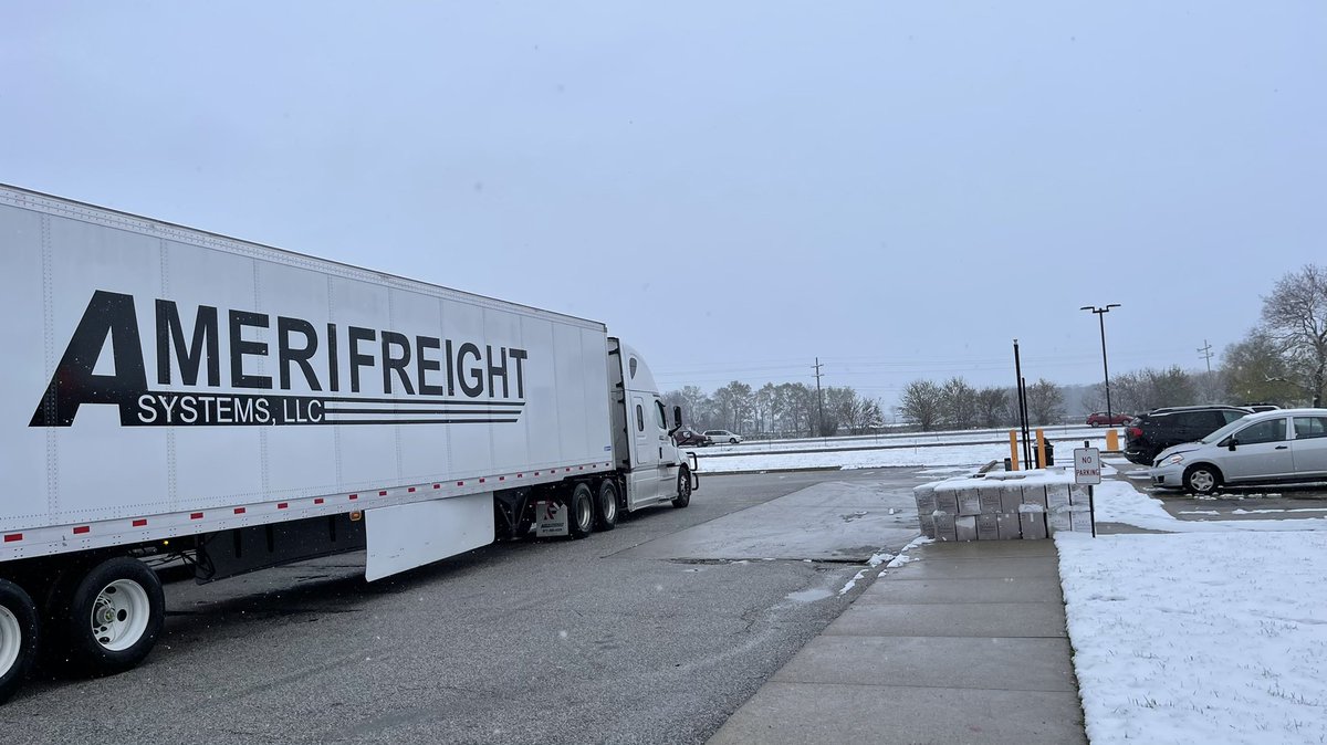 Цас харсан чинь гоё байна шүү