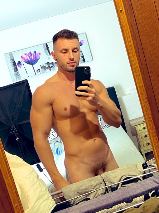 retweet my tweets guys for more https://t.co/0WgMLnicjW