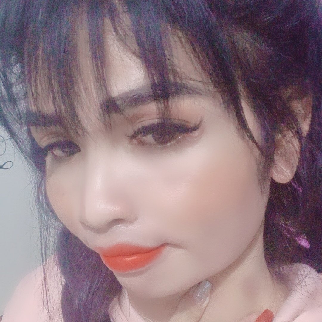 NgnBella2's tweet photo. #AnhHosoMoi  Dịch buồn lại còn thêm mưa,....hầu😓 https://t.co/Y9TmCQQ3CR