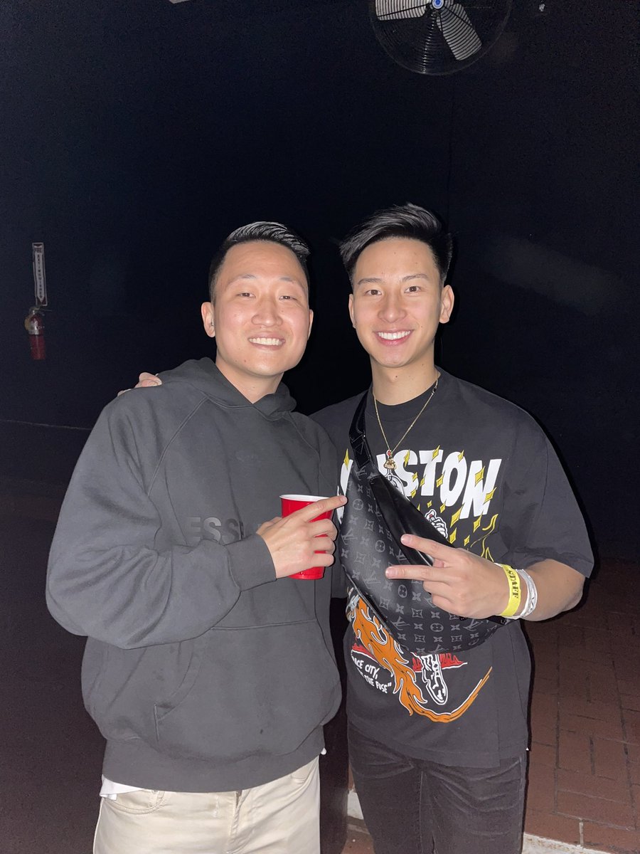 AndreTran_'s tweet photo. First show in the books ✅ 
Thank you @imyetep for having us, I’ll never forget this night 🤘🏼 https://t.co/PEGbf7AsoX