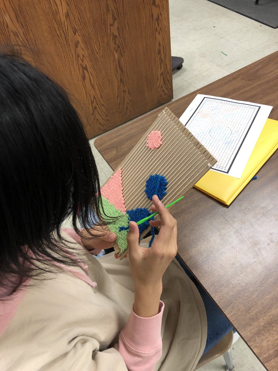 tjhsart's tweet photo. Weavings are taking shape around the art room! We love the independence our artists are showing while working on their weaving tapestries! #weave #weft #warp #loom https://t.co/7UdOdzLs50