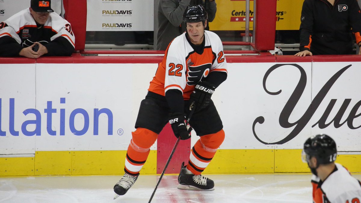 x - Philadelphia Flyers tweet media