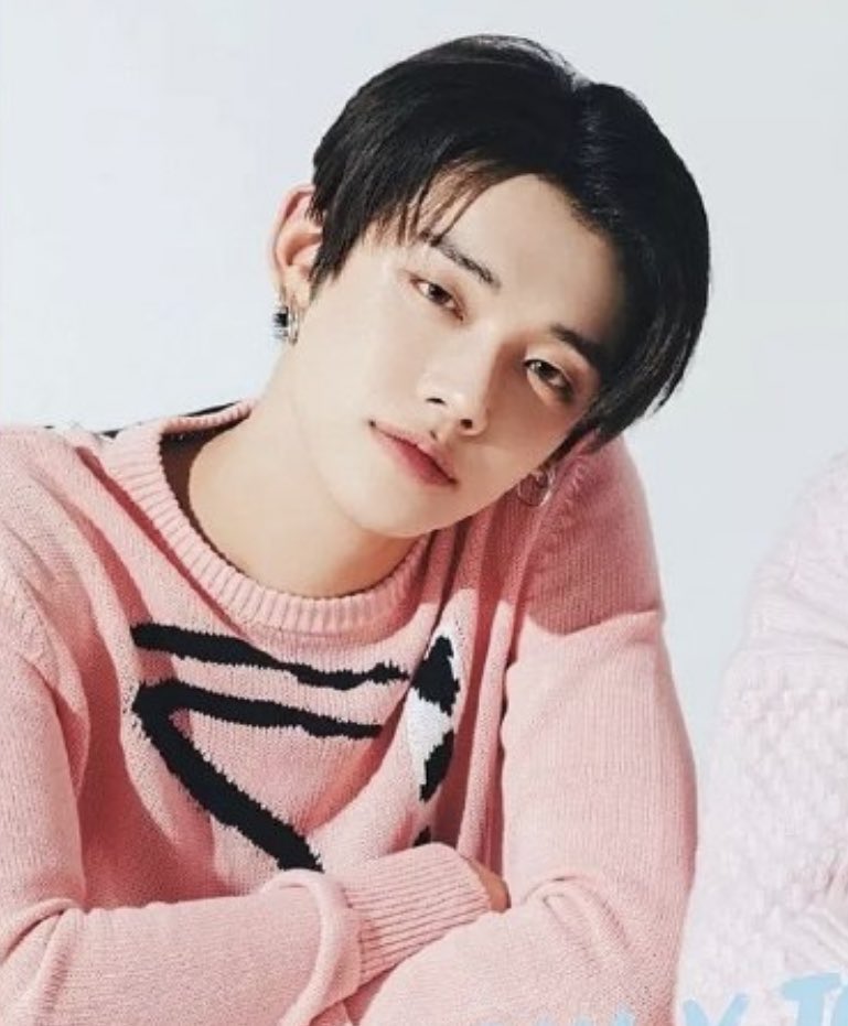 andrew . . tweet media