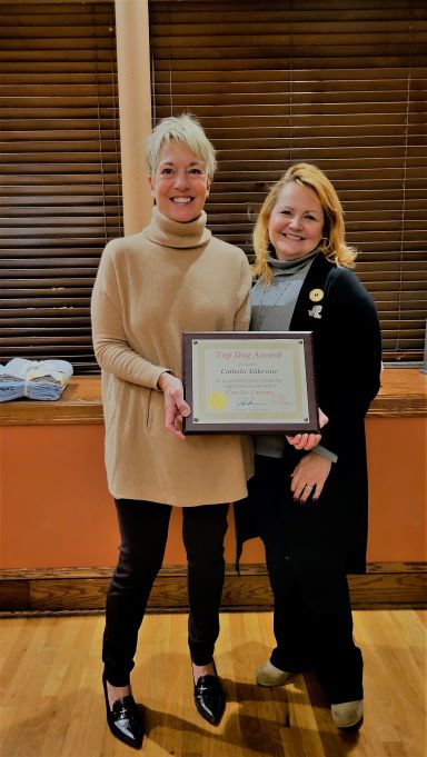 CathEldercare's tweet photo. NE Lions Award Catholic Eldercare TOP DOG AWARD:
Heidi Zaworski, Pres., says "collaboration with organizations like Catholic Eldercare is vital to our success. Keeping the Lions vital and visible in our community is critical to the health of our Club." Thank you for honoring us! https://t.co/KVSqLXanY5