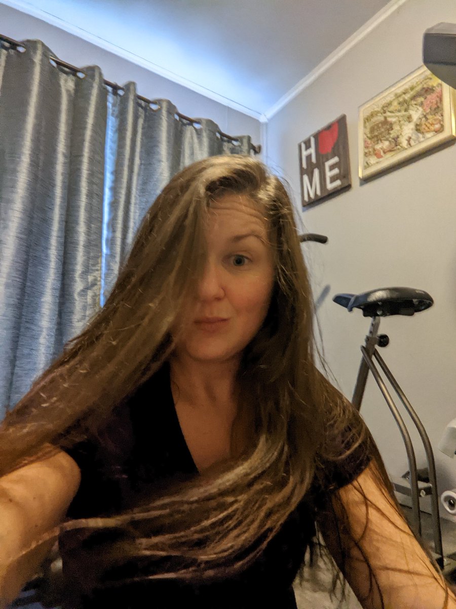 meaghan_brand's tweet photo. Never miss a Monday...am I right @SamHeughan and @MyPeakChallenge ?! 💚💪
#workouthair
#mypeakchallege
#SamHeughan
#coachvalbo
#nevermissamonday https://t.co/WxCSXL7GiV