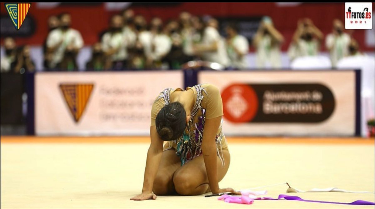 Me duele mucho la retirada de Natalia García... Creo que ha tenido unos últimos años muy duros en la gimnasia y se merecía acabar con unas olimpiadas. Muchas gracias por tanto, Natalia.