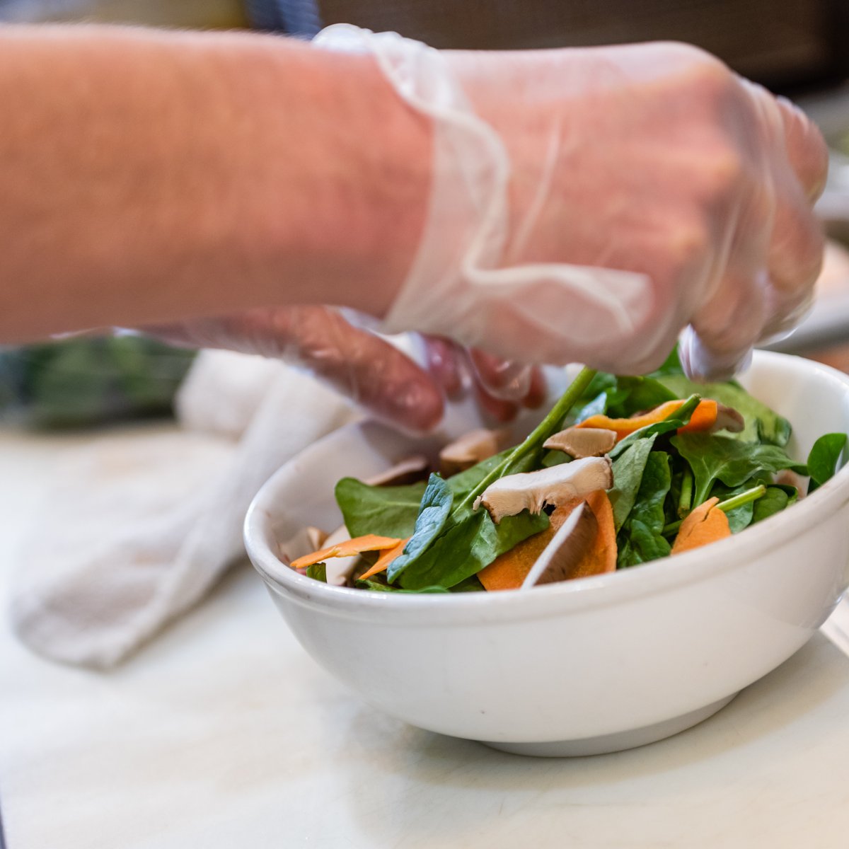 As the holiday season approaches, so do your family festivities! Let us take care of the cooking, so you can enjoy the precious time with your loved ones.