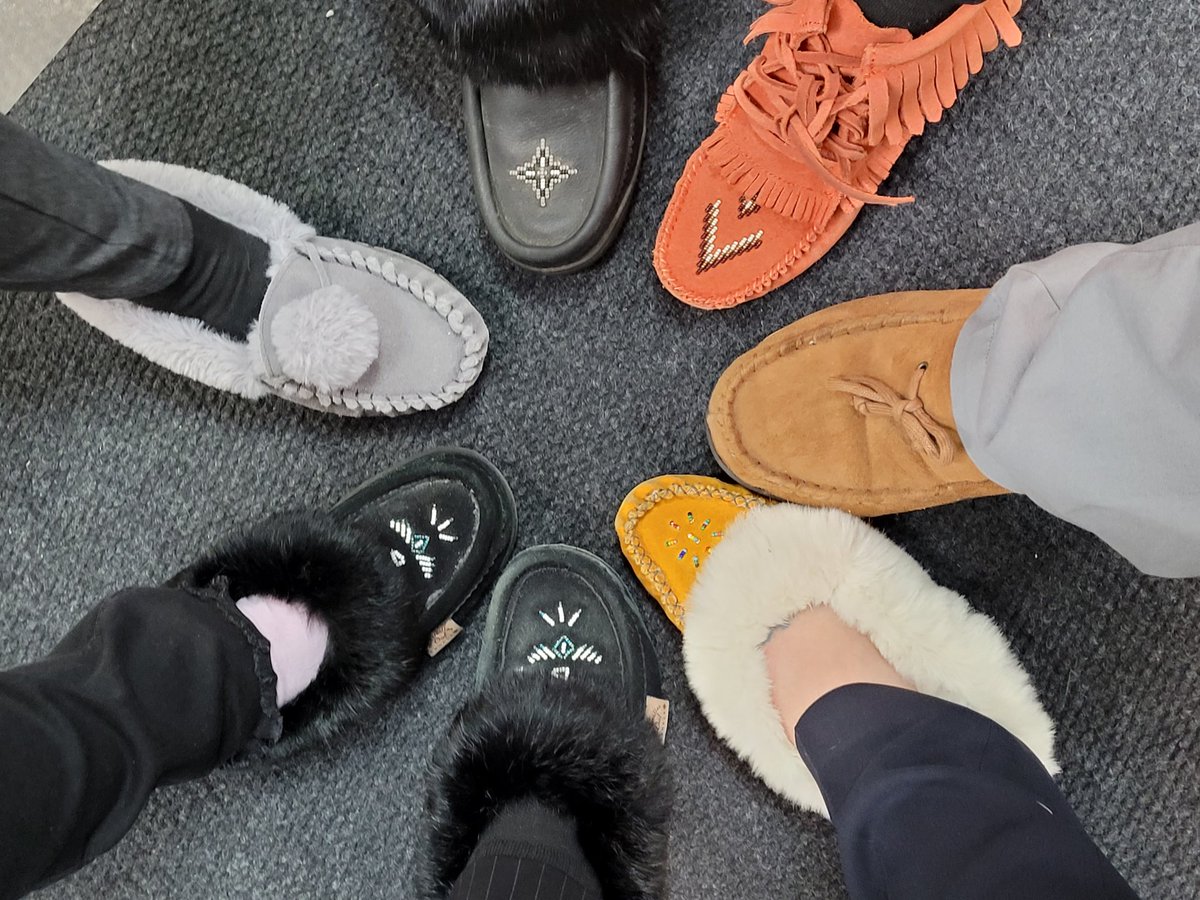 We were Rocking our Mocs today here at Frank Spragins! @FMPSD #RockYourMocs