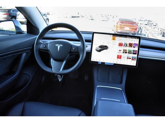 RyanONealAutos's tweet photo. This pre-owned 2021 #Tesla #Model 3 only has 3,767 miles🚨! Tesla offers advanced #technology📱designed to help keep you safe⛑and secure! You deserve this vehicles incredible blend✨of capability and performance💪🏼! 
Check it out today➡️: https://t.co/ACExVtUugU https://t.co/YKkTjrIG67
