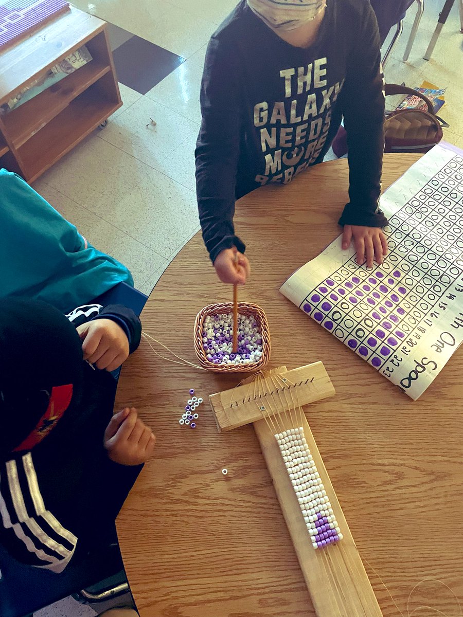 123Coady's tweet photo. In Kindergarten @KWSS_TDSB we are linking our Math skills to beading as Ss continue to learn about Wampum belts and treaties. 💜🤍 Chi miigwech to @quailkwe for beginning this project many years ago! @SuzyArruda4 @tdsb @ChrustyTina @MBlackie21 @TDSBmath411 @IxchelBennett https://t.co/tB2kYh9lY1