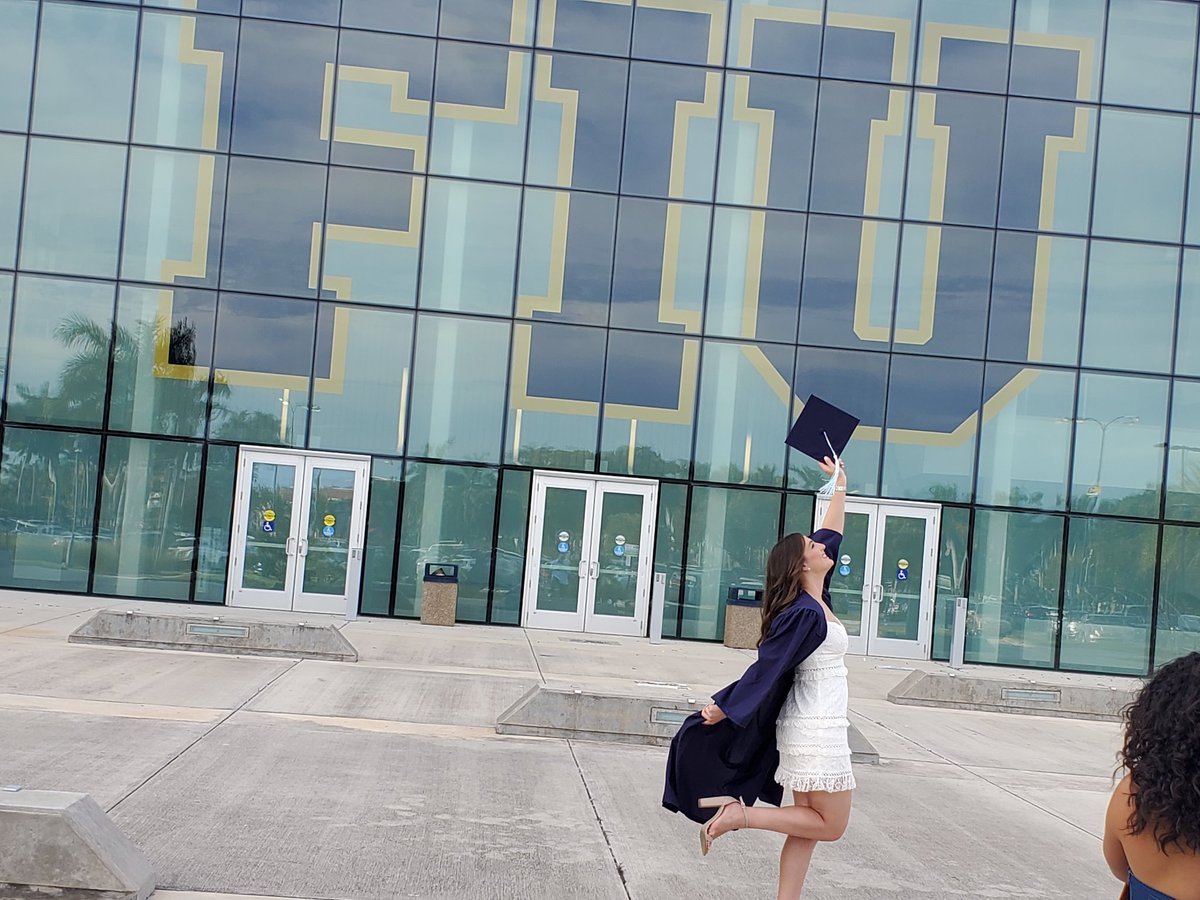 Martha T Jaureguizar 💜 tweet media