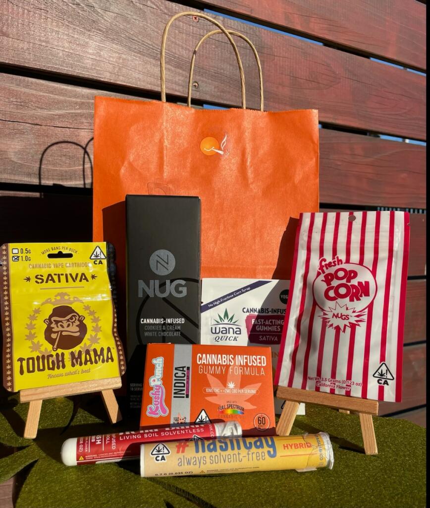 Remember to grab yourself an Essentials Bundle Bag today!! Drops on the 1st and 15th of each month. Here's a sneak peak of which brands and products we're featuring today 🔥

Make sure to stop by the store and talk to our budtenders to learn more!!