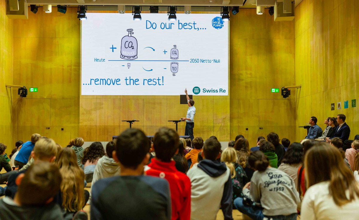 MischaRepmann's tweet photo. Best audience ever! 200 kids of @SwissRe colleages at the "FutureDay", where parents are encouraged to bring their kids to work for a touch&amp;feel of their profession. We run this year's FutureDay under the motto #DoOurBestRemoveTheRest. @parentsatswissre @myblueplanet_ch https://t.co/Gfjqcl1JAz