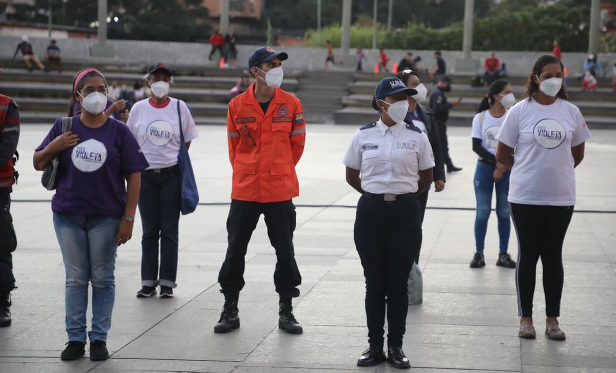 Este encendido de Luces, simboliza el homenajea a las mujeres que han dedicado su vida a la lucha contra la violencia de género, y la determinación del gobierno bolivariano para seguir fortaleciendo la lucha por la defensa de la mujer y la convivencia sana y pacífica por La Paz!
