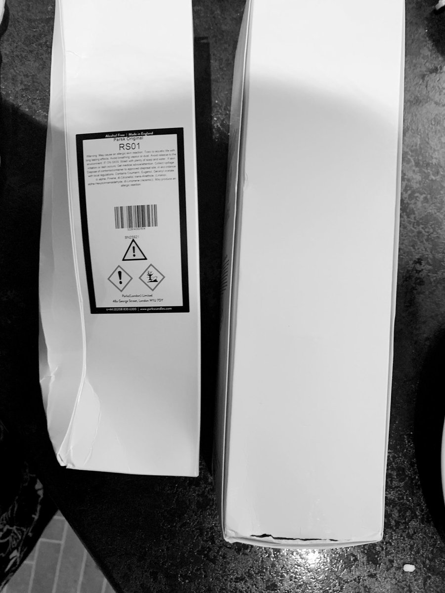 daniemcd's tweet photo. @BrandAlleyUK very disappointed with the state of my delivery today. Was meant to be a gift.. don’t feel I can give it in such a bashed up state! https://t.co/92q3aPI7ma