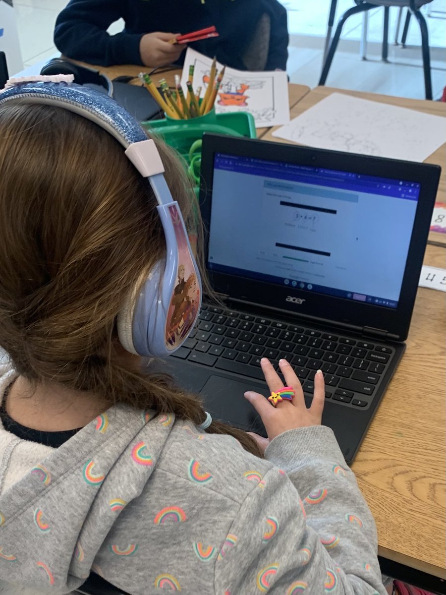 Katie Coomes tweet media