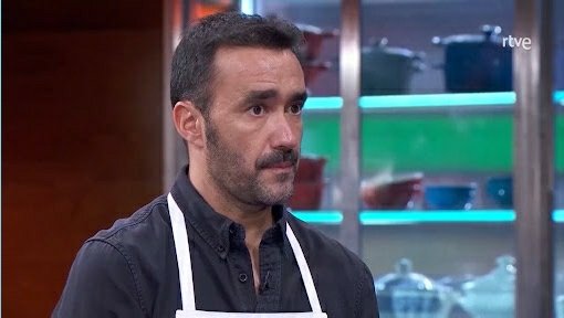 giogarez's tweet photo. ¿Quién quieres que se vaya?

RT 🔄 Verónica Forqué
Like ❤ Juanma

#MCCelebrity https://t.co/dgHLM9fKyE