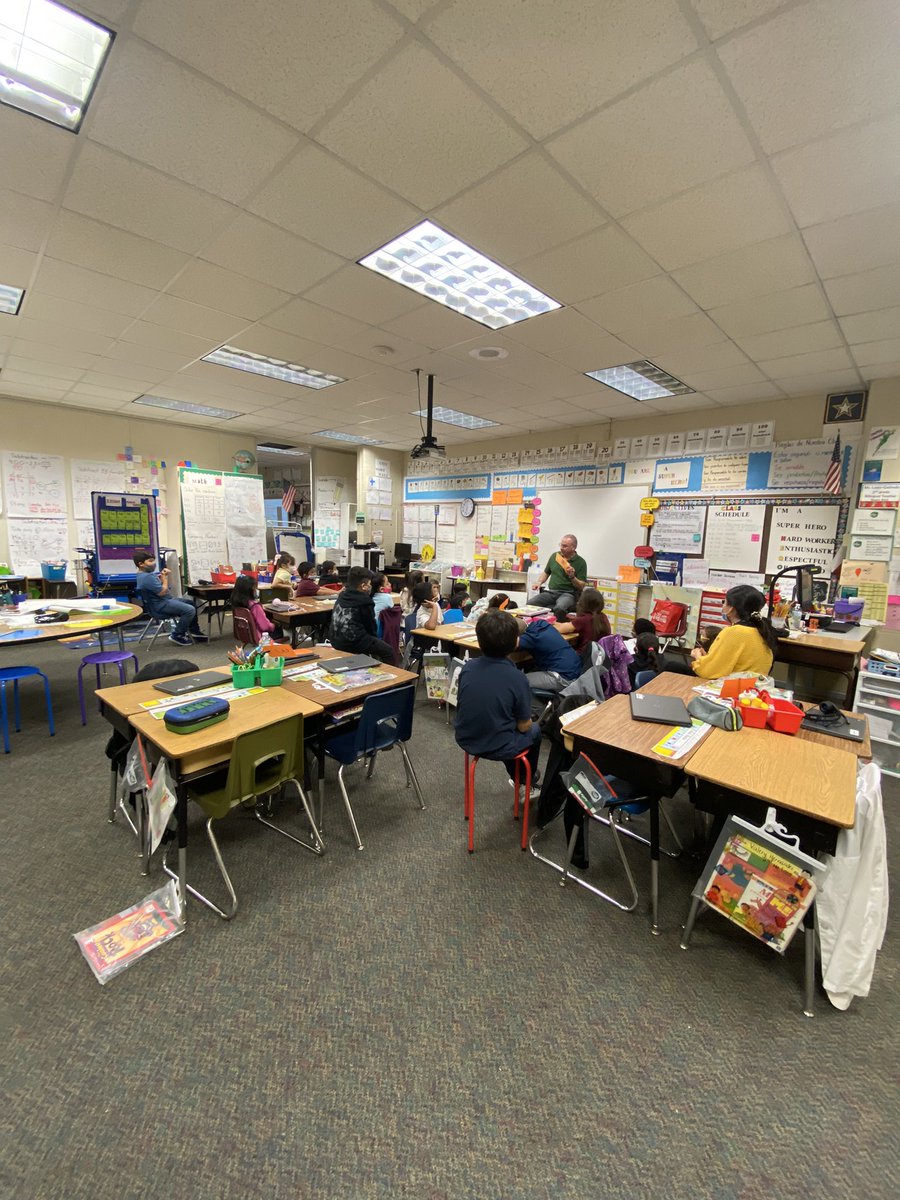 Adriana Caniz tweet media