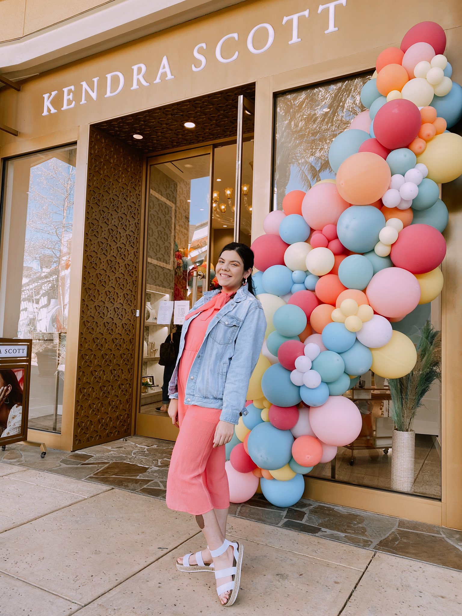 Kendra scott la cantera deals