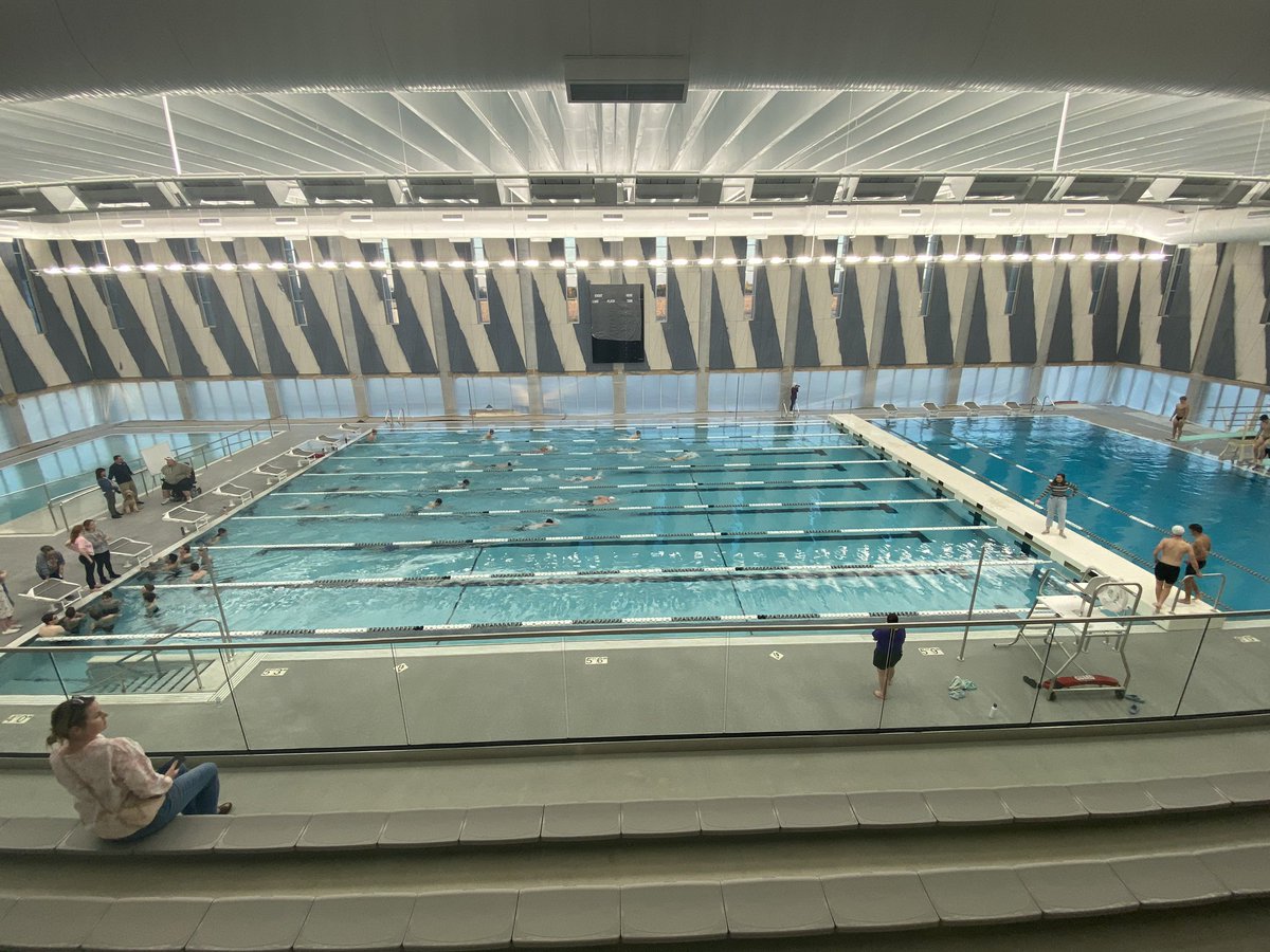 maizeboysswim's tweet photo. First day. We love it here. https://t.co/5oijNGwUHo
