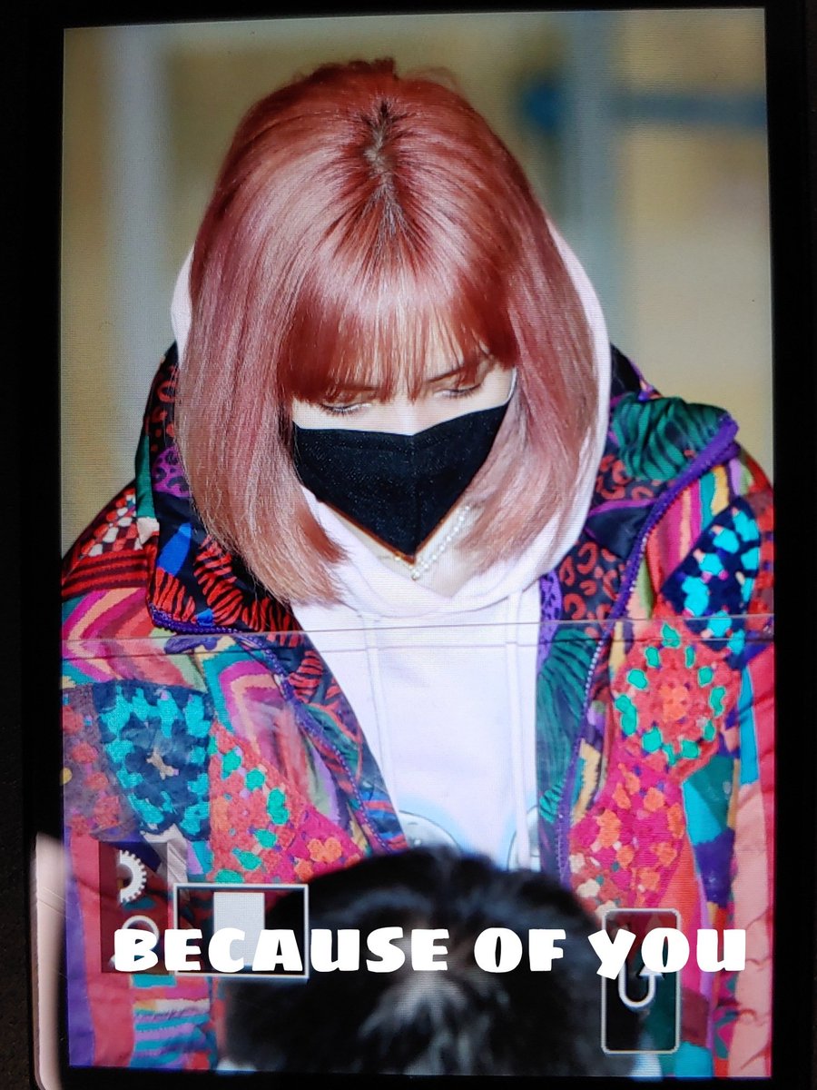 BcofU_77's tweet photo. 211116 LAX 🛬 ICN 

#LISA  #리사  #Lisa 
#BLACKPINK
 #블랙핑크 https://t.co/cLayOgYbkR