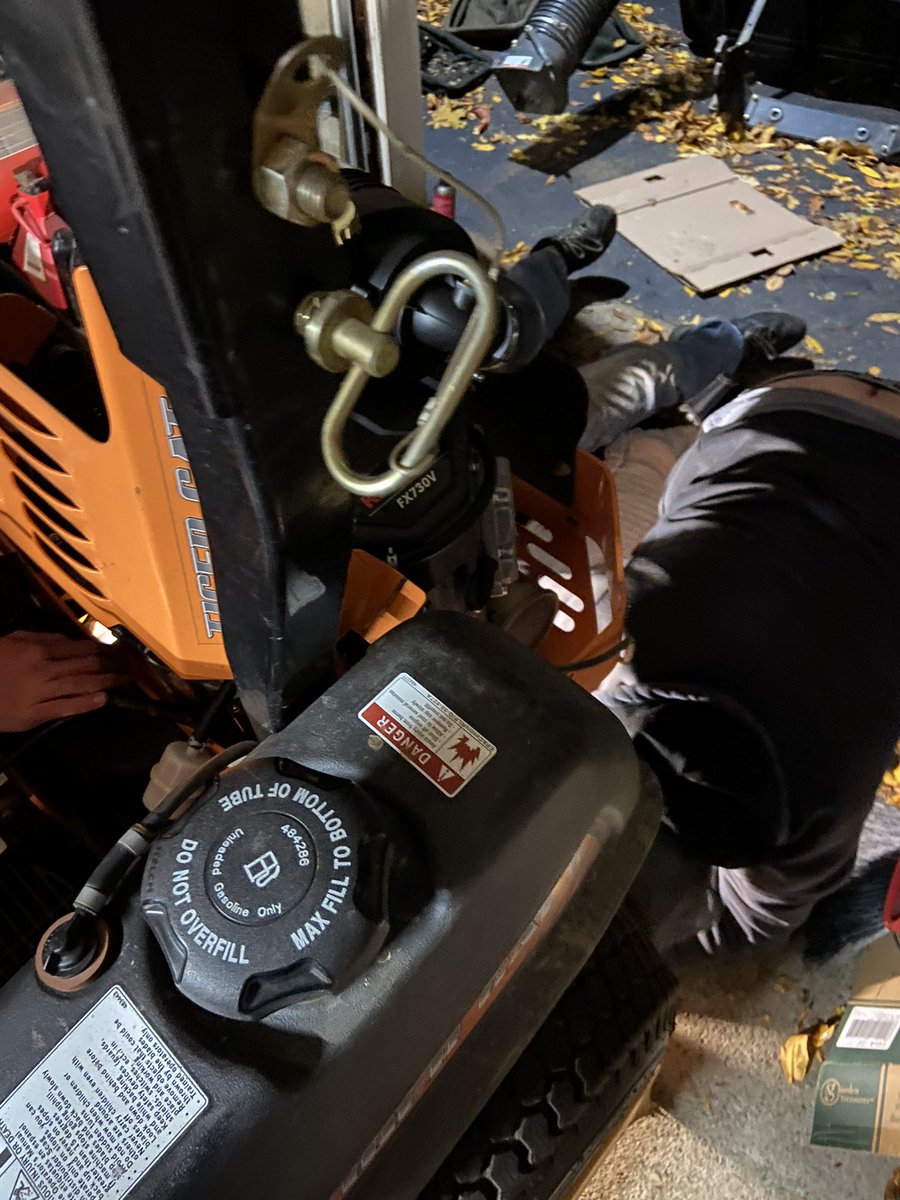 NGolemis's tweet image. Engine blew up on us today there goes the profit for the day😡