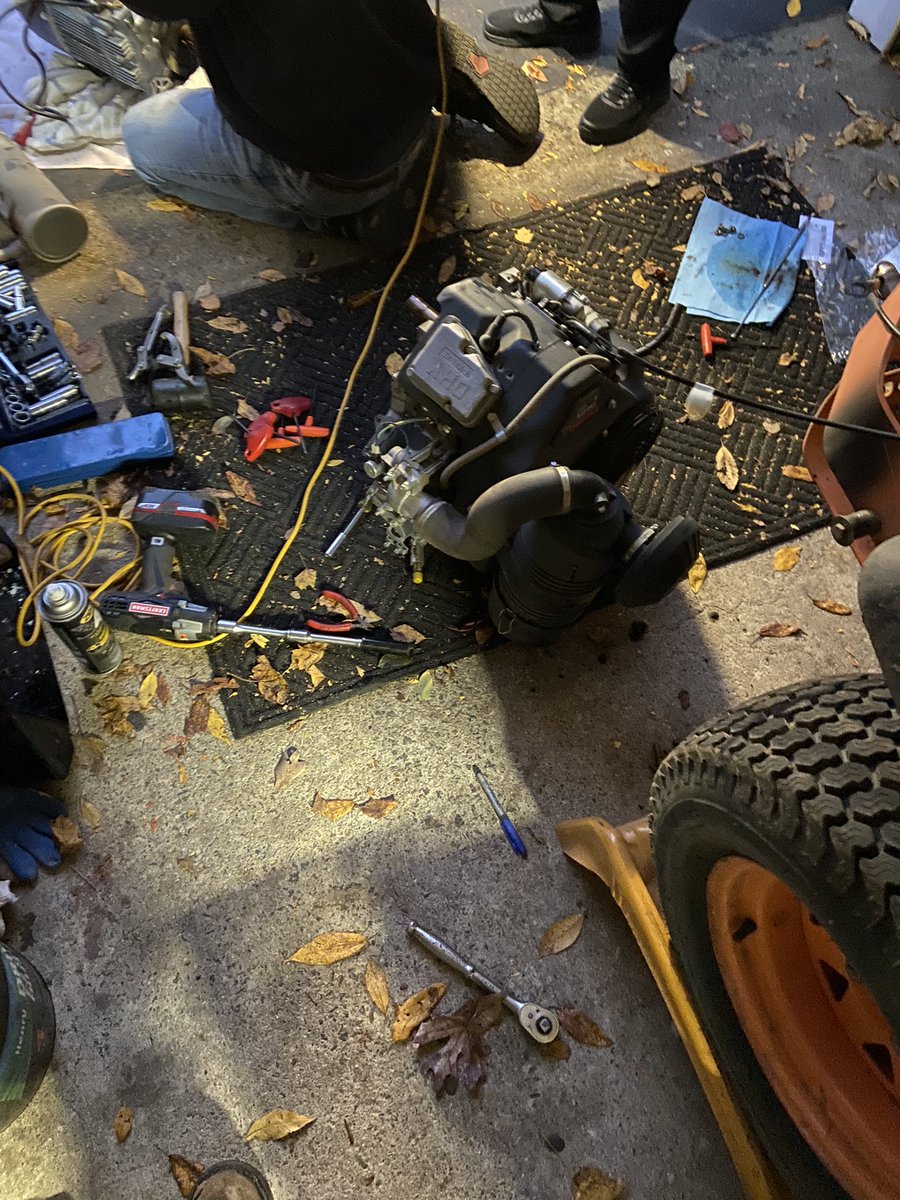 NGolemis's tweet image. Engine blew up on us today there goes the profit for the day😡