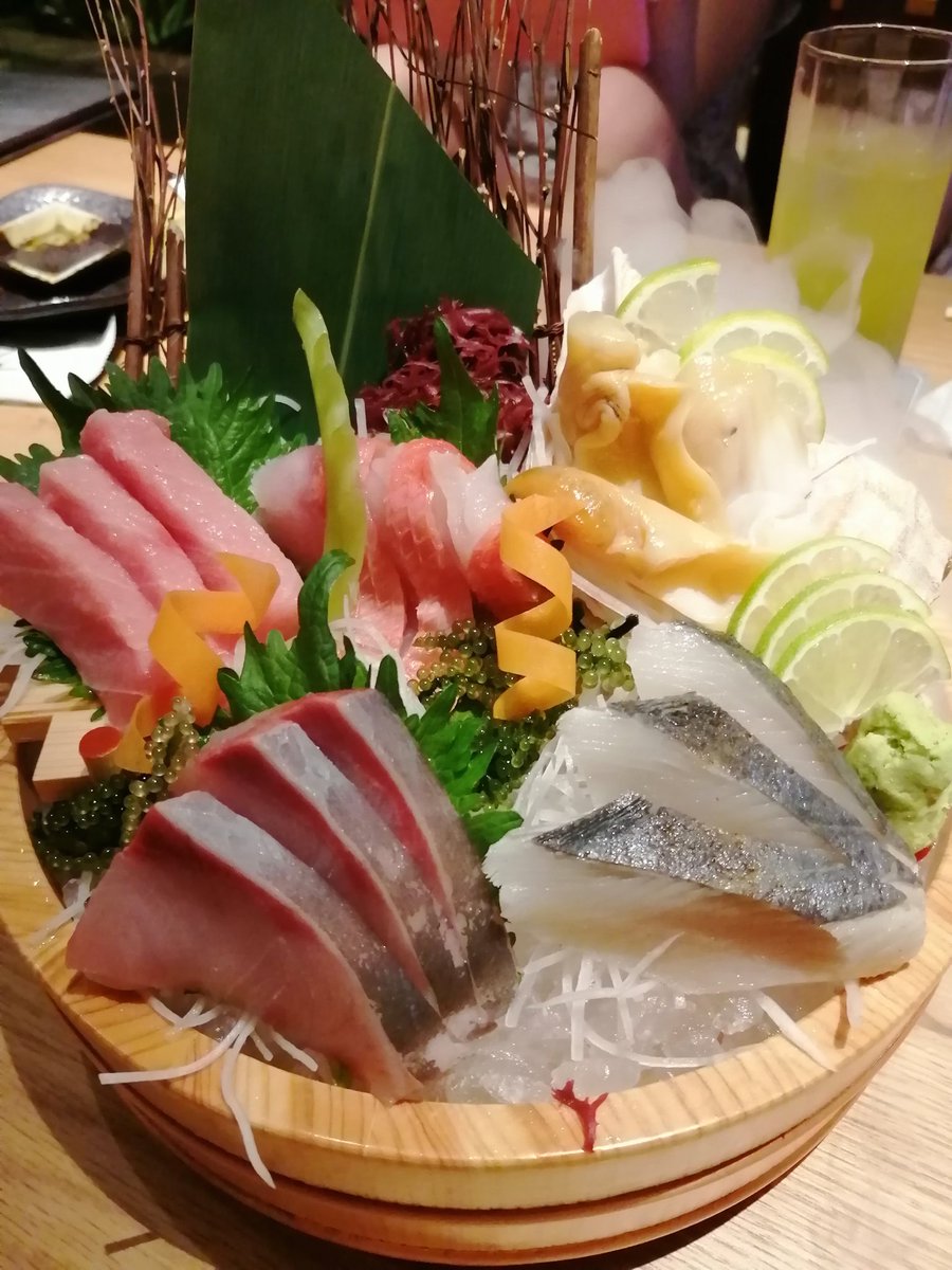 ホーチミン市編集部 ちよだ鮨ベンタイン店がソフトオープン 色んな顔を持つ個室が充実しています 打ち掛けが飾られた部屋 21 11 16