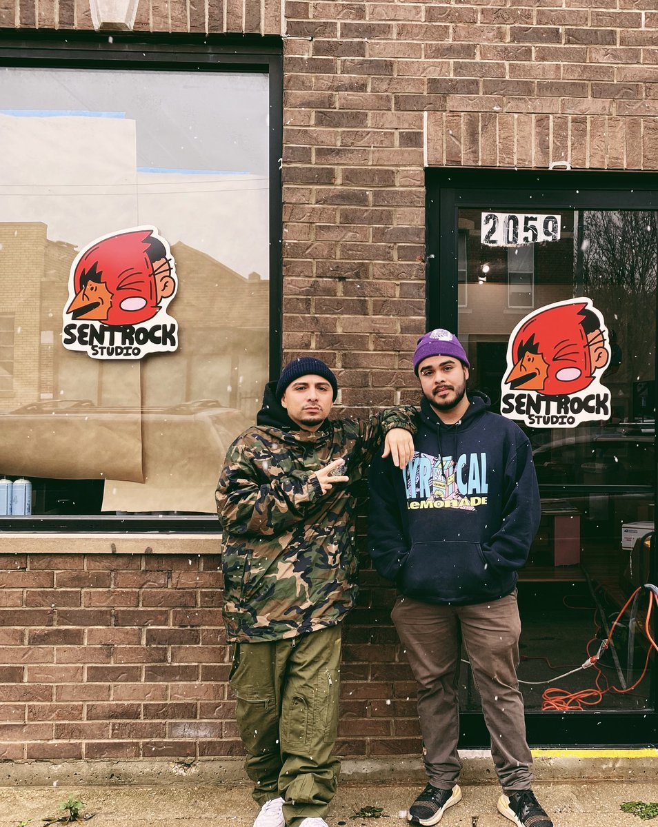sentrock's tweet photo. Appreciate the homie @uxmartorres sliding to the Stu and getting the windows a new look 💯🙏🏽 https://t.co/J3Lya8MVVI