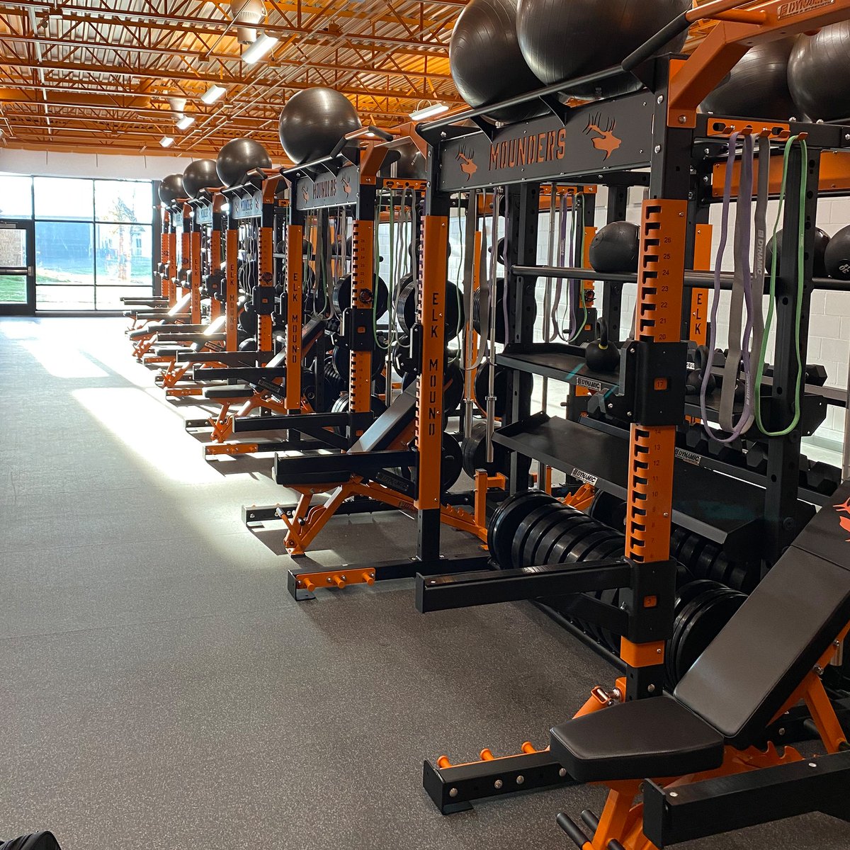 DynamicFandS's tweet image. Go Mounders! Elk Mound High ranks among the top 10% of public schools in Wisconsin for highest graduation rate. Their new weight room looks amazing, and we’re thrilled they chose us to equip it!

@mounderpride 

#MounderPride #DynamicSpotlight #MoreStrengthPerSQFT #WeightRoom