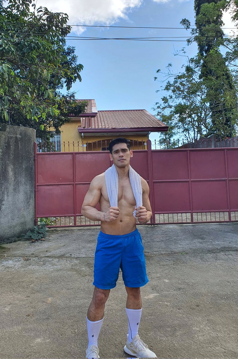 rafzpogz24's tweet image. Have an excellent day 💪